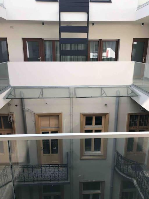 Luxury Cozy 2 Bdr Downtown Apt.2 Budapest Eksteriør billede